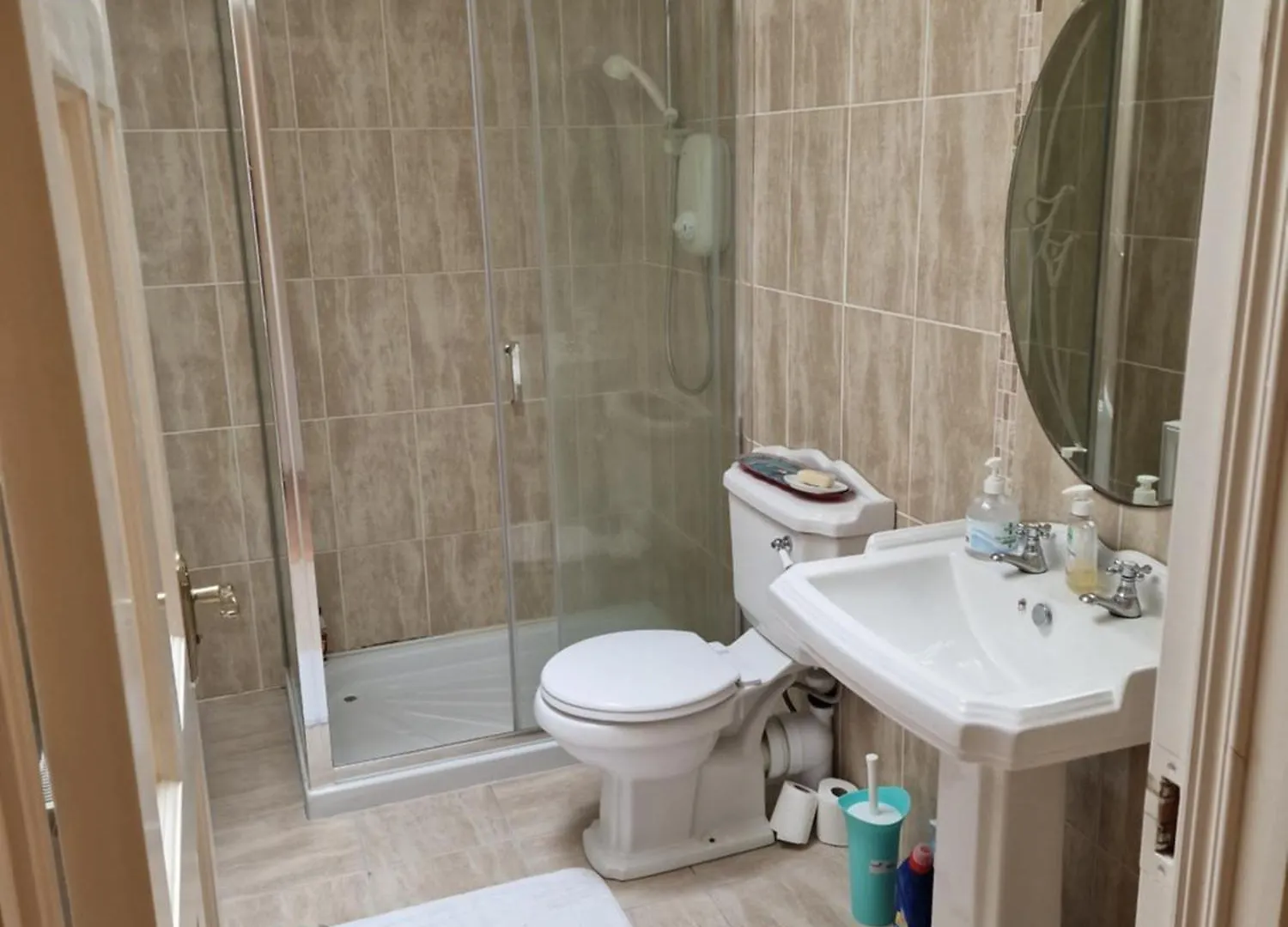 Central Westport Town House Holiday home